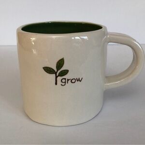 10oz Etched Leaf Design “grow” 2008 Starbucks Cream Mug with Green Interior